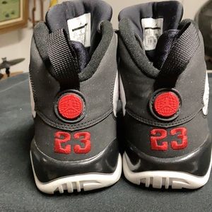 Air Jordan 9 Space Jam